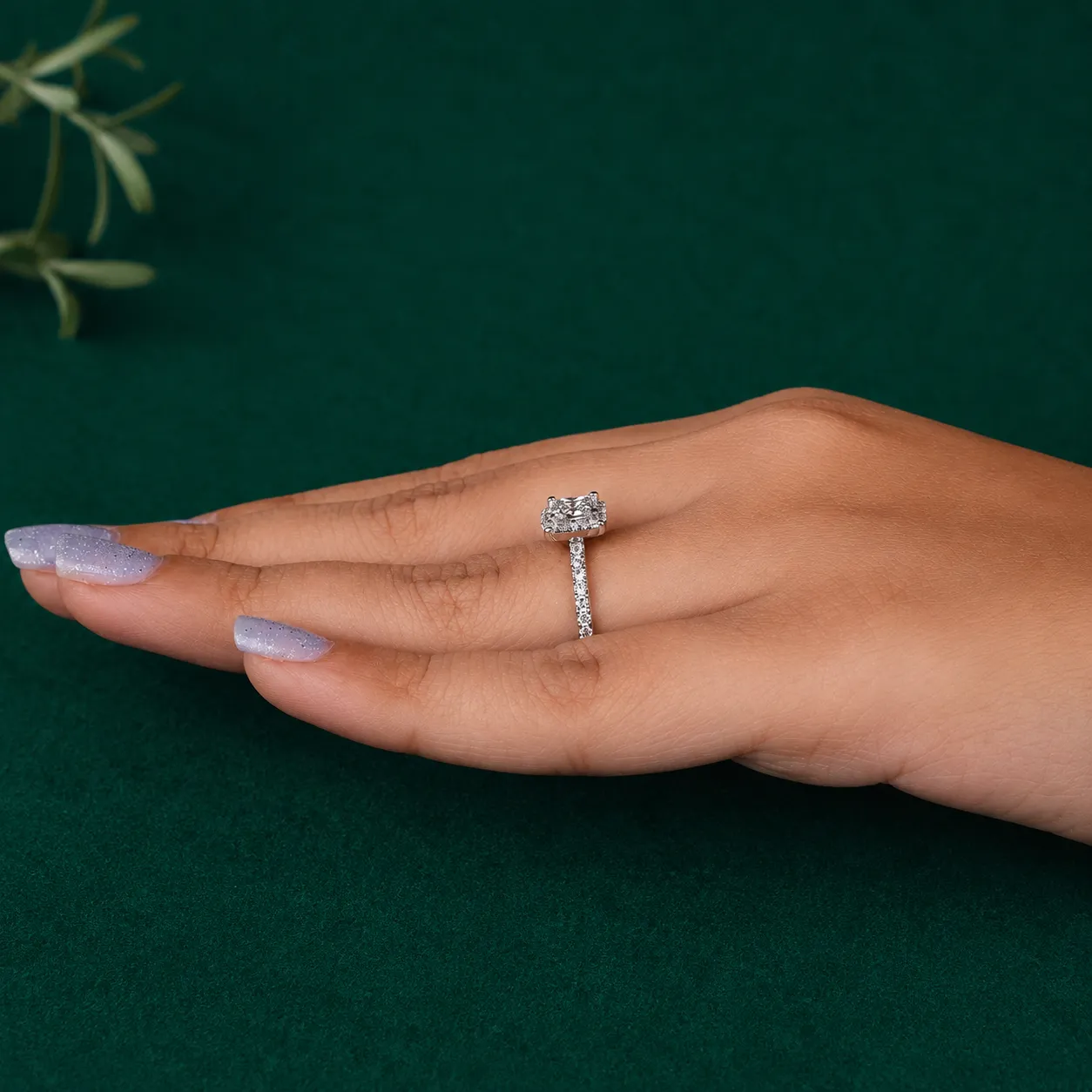 Lab grown diamond anniversary gift ring