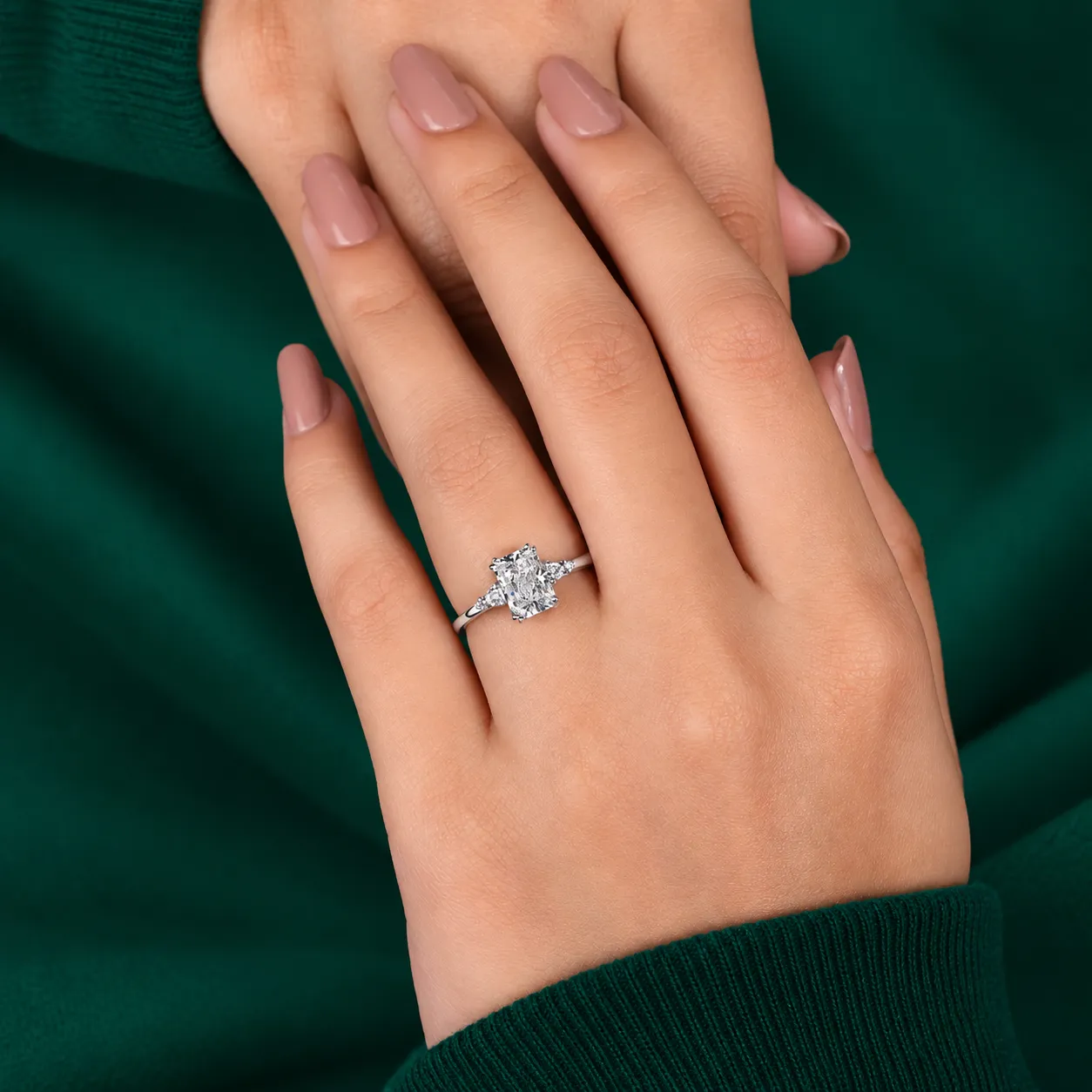 Lab grown diamond solitaire engagement ring